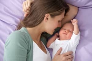 До чого сниться народити дитину уві сні ДО УДАЧІ! Позитивне та негативне значення сну