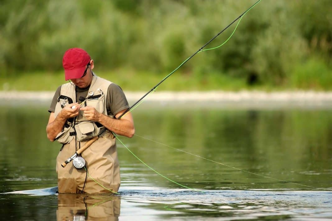 Спецодяг для полювання та риболовлі: функції, різновиди і вибір