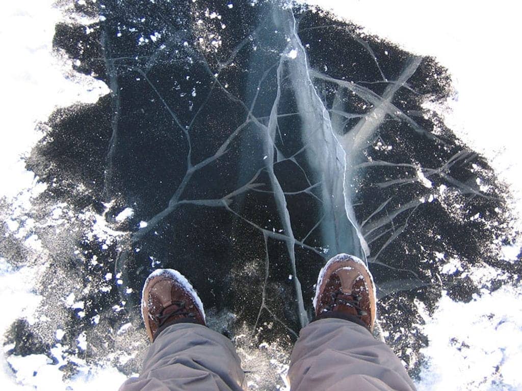 Безпечна товщина льоду для риболовлі   яка мінімальна товщина льоду