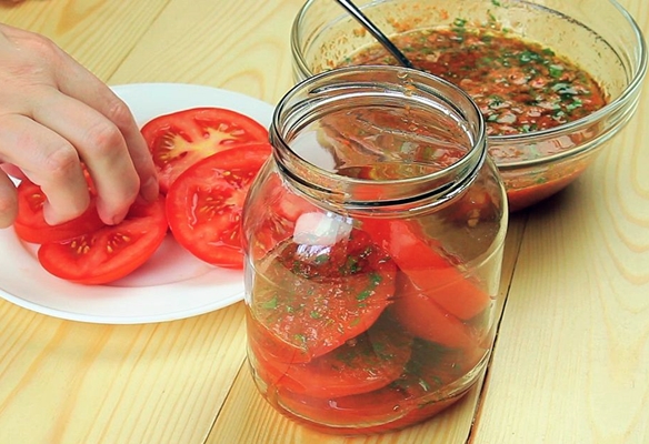 Найсмачніший рецепт помідорів по корейськи на зиму пальчики оближеш