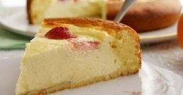 7 рецептів пирога з сиром та полуницею