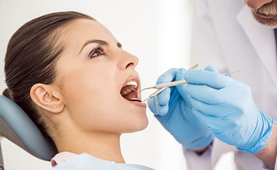 Внутріканальне відбілювання зубів зсередини каналу лазером: що це, внутрикоронковый метод для мертвих і депульпованих, кошти