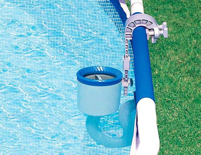 Очищення води в басейні засоби і методи