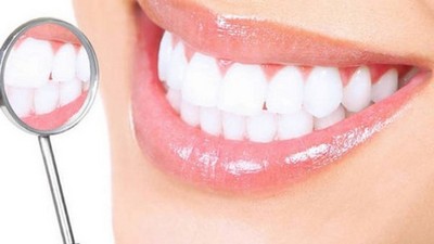 Відбілювання зубів перекисом водню: як відбілити в домашніх умовах, можна з допомогою соди, пероксиду карбаміду, лимона