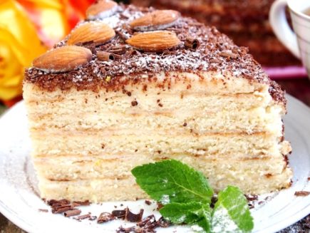 Торт сметанник   12 смачних рецептів, як приготувати вдома