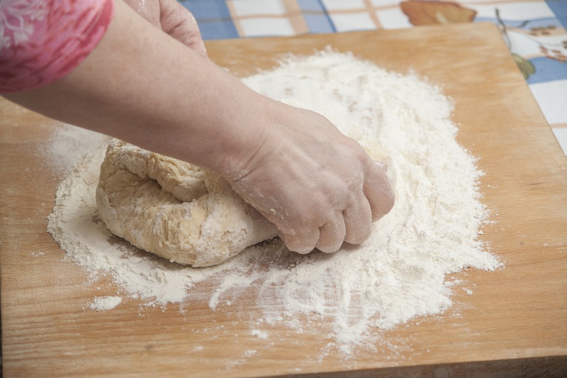 Як приготувати смачні пиріжки в духовці