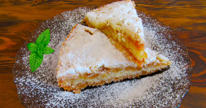 Болгарський насипний яблучний пиріг: рецепти випічки