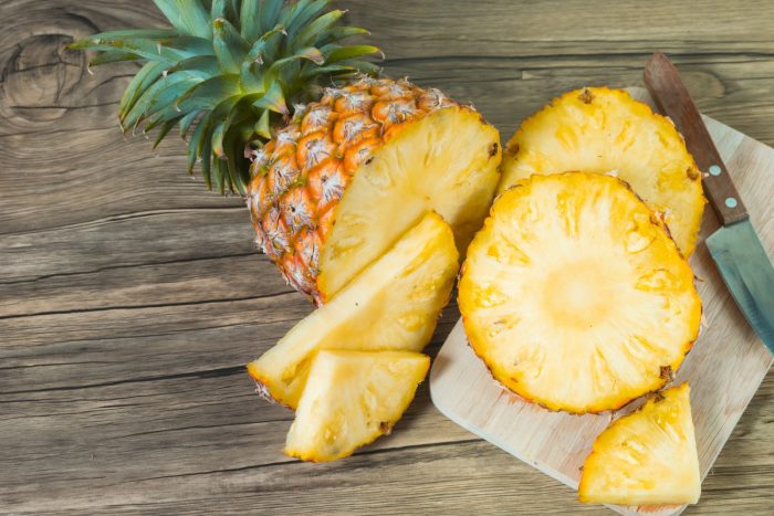 Як правильно вибрати ананас в магазині: корисні поради
