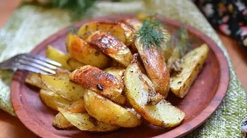 Картопля по селянськи в духовці рецепт з фото