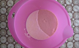 Манник повітряний на кефірі — 5 дуже смачних рецептів з фото покроково