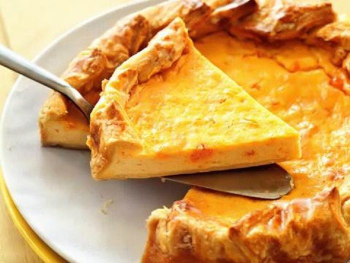 Рецепти відкритого пирога з сиром: смачна і апетитна випічка