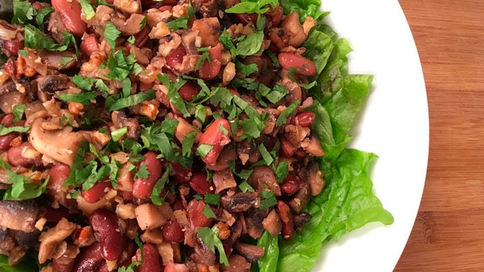 Салат з квасолею без мяса: 10 рецептів приготування