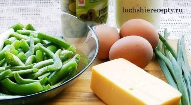 Салат із стручкової квасолею і яйцем – простий рецепт