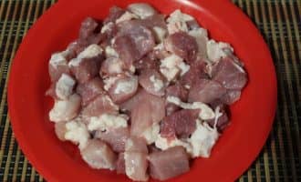 Печеня з мясом і картоплею в духовці — 5 покрокових рецептів з фото