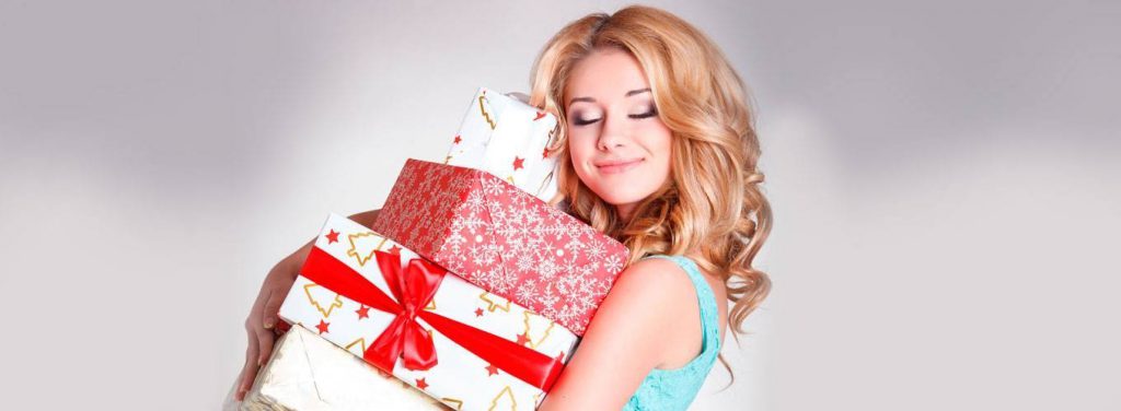 Що подарувати дочці на 16 років: 37 найкращих подарунків
