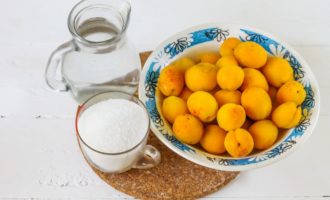 Компот з абрикосів на зиму без стерилізації 3 покрокових рецепта