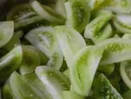 Зелені помідори по корейськи на зиму — 5 рецептів пальчики оближеш з фото покроково