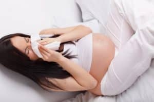 Наскільки небезпечний нежить при вагітності