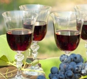 Виноград Цимлянський чорний   опис сорту, використання та відгуки з фото