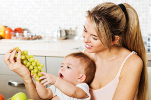Можна виноград при грудному вигодовуванні немовляти годуючій мамі