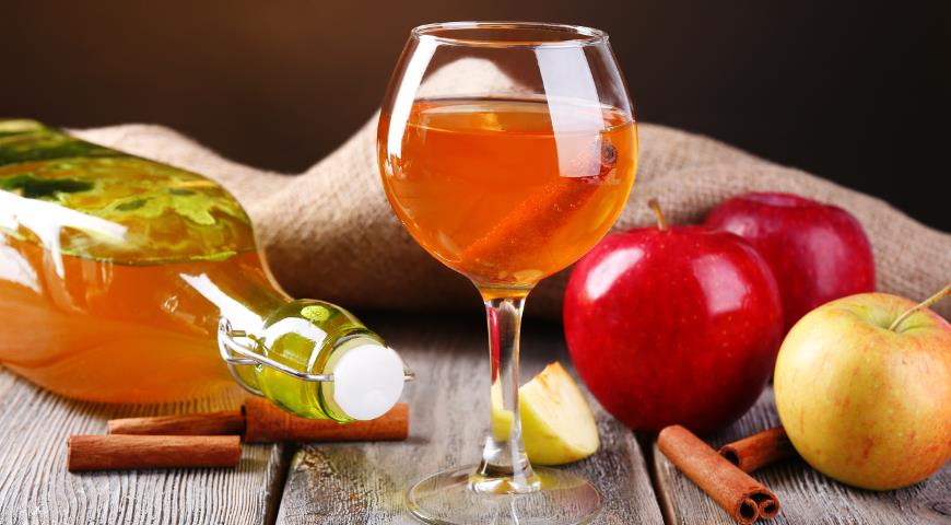 Вино з яблук в домашніх умовах — простий рецепт
