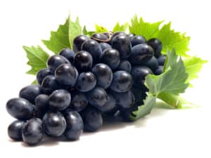 Калорійність винограду: скільки калорій на 100 грам червоного винограду