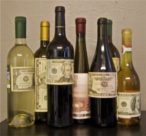 Як визначити хороше вино і уникнути поганого