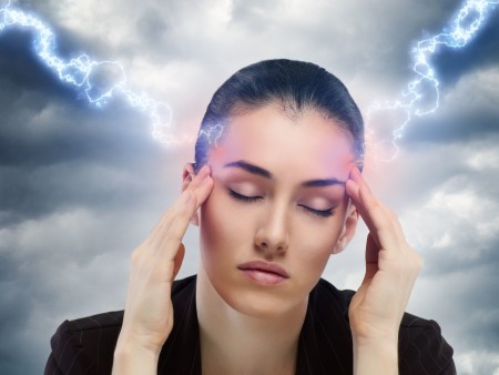 При якому атмосферному тиску болить у людини голова?