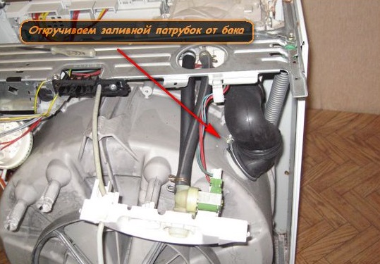 Як замінити підшипники в пральній машині Електролюкс