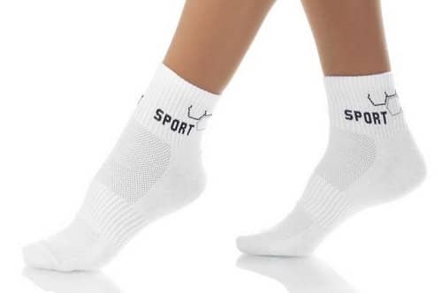 Як відіпрати білі шкарпетки в домашніх умовах