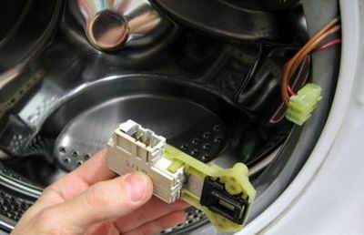 Як перевірити замок пральної машини своїми руками