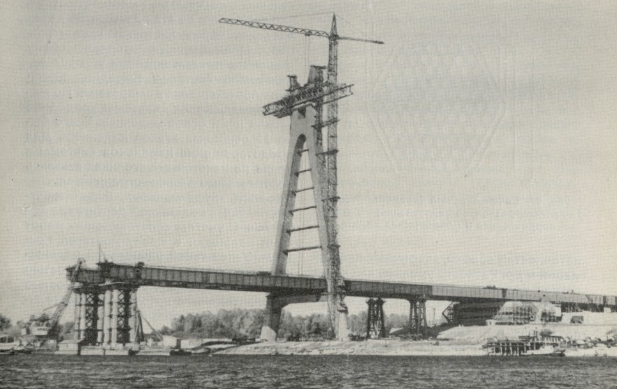 Будівництво Московського мосту в Києві