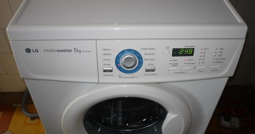 Помилки пральної машини LG: коди несправностей