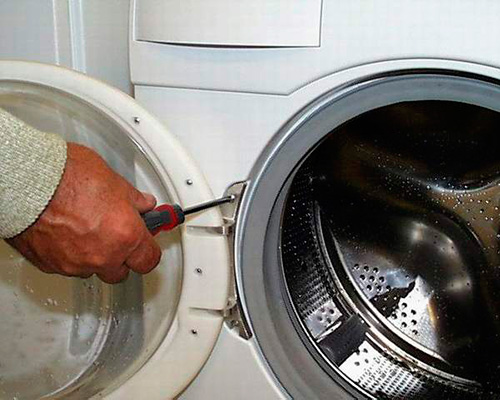 Як замінити ручку на дверях пральної машини самостійно