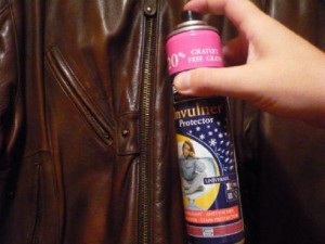 Як почистити шкіряну куртку: правила, способи