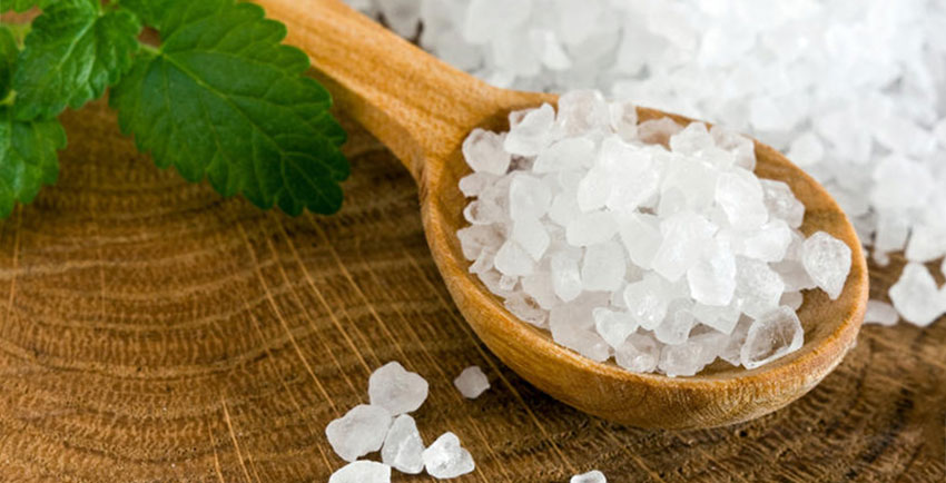 Лікування псоріазу сіллю: Користь і шкода сольових ванн, курортне лікування сіллю
