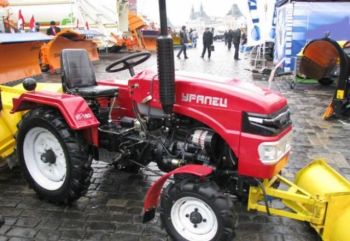 Трактори Уралець 180, 220 — технічні характеристики