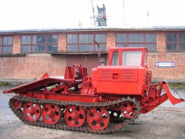 Трелювальні трактори — модельний ряд, технічні характеристики