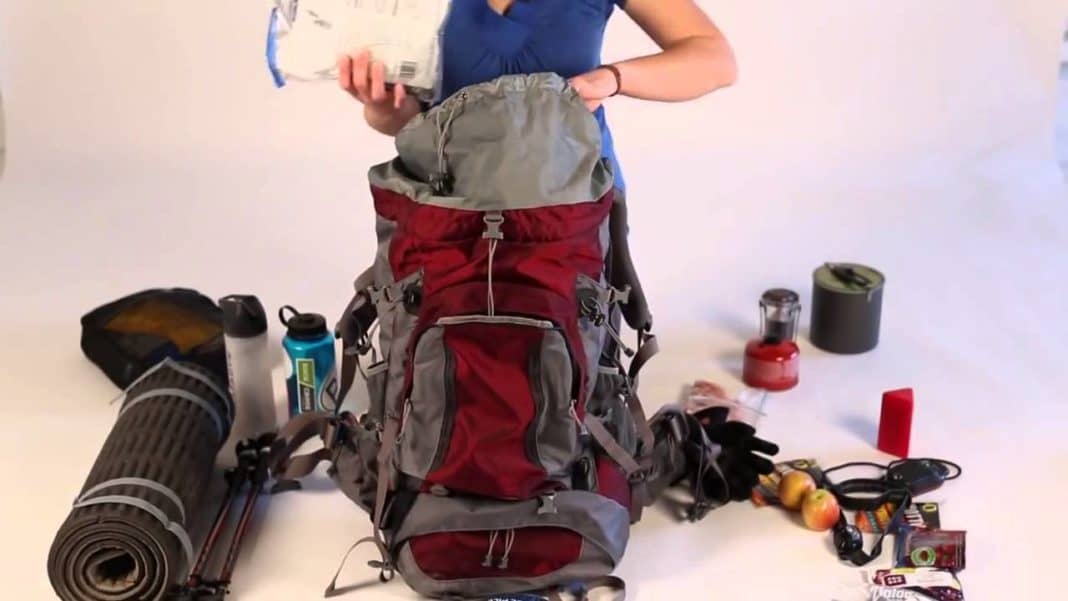 Як зібрати рюкзак в похід: список найнеобхідніших речей