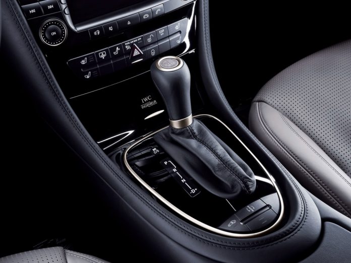 Як керувати машиною з автоматичною коробкою передач і користуватися цим типом КПП