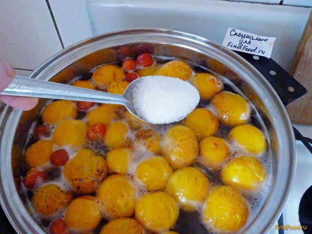 Компот з абрикосів — докладні рецепти смачного напою до зими