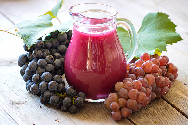 Консервуємо сік з винограду будинку – простий рецепт з усіма подробицями
