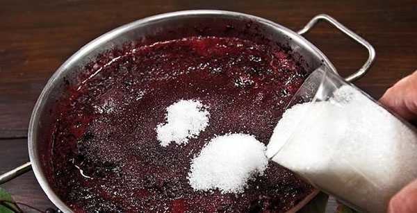 Консервуємо сік з винограду будинку – простий рецепт з усіма подробицями