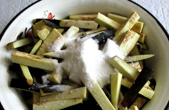 Мариновані баклажани: прості і смачні рецепти на зиму