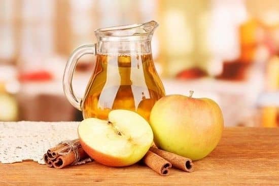 Яблучний компот на зиму — доступні рецепти в домашніх умовах