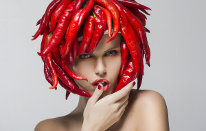 Маска для росту волосся з червоним перцем в домашніх умовах: рецепт, відгуки