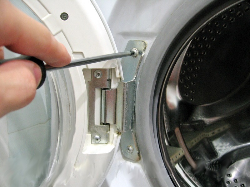 7 несправностей, при яких необхідний ремонт пральних машин Хайєр