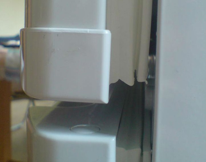 7 причин, чому гріються стінки холодильника: бічні і задня. Чому холодильник гарячий?