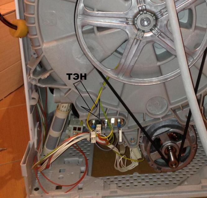 Не крутиться барабан в пральній машині при пранні, при віджимі. 4 деталі, які варто перевірити