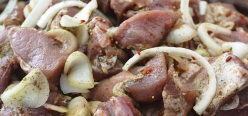 Маринад для шашлику: найсмачніші рецепти, як швидко приготувати для мяса